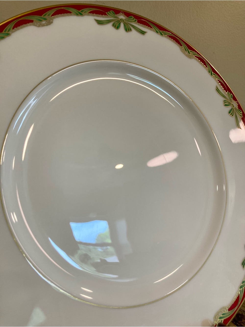 4 Dinner Plates Waterford Fine China Holiday Ribbons Christmas Plates - Picture 11 of 14